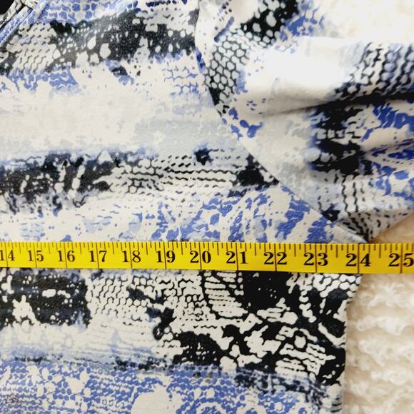 T-Shirt Size XL Blue Jewels Vacation Office Minimalist Resort Soft Girl Whimsy - Picture 12 of 16